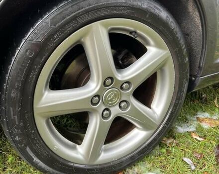 Серый Тойота Авенсис, объемом двигателя 2.23 л и пробегом 242 тыс. км за 7500 $, фото 10 на Automoto.ua