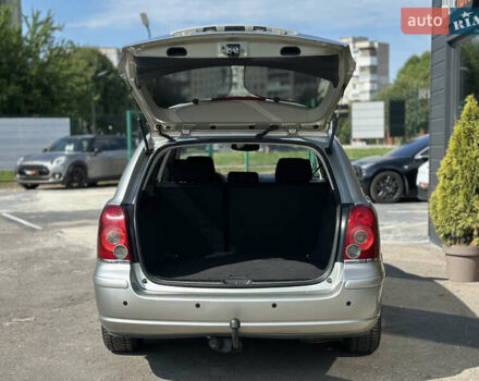 Сірий Тойота Авенсіс, об'ємом двигуна 2.23 л та пробігом 195 тис. км за 7999 $, фото 18 на Automoto.ua