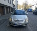 Серый Тойота Авенсис, объемом двигателя 2 л и пробегом 355 тыс. км за 1799 $, фото 1 на Automoto.ua