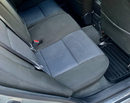Серый Тойота Авенсис, объемом двигателя 2.2 л и пробегом 245 тыс. км за 5999 $, фото 23 на Automoto.ua