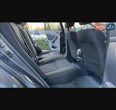 Сірий Тойота Авенсіс, об'ємом двигуна 2 л та пробігом 240 тис. км за 7200 $, фото 3 на Automoto.ua