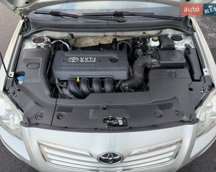 Серый Тойота Авенсис, объемом двигателя 1.79 л и пробегом 224 тыс. км за 8199 $, фото 86 на Automoto.ua