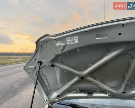 Серый Тойота Авенсис, объемом двигателя 1.79 л и пробегом 224 тыс. км за 8199 $, фото 85 на Automoto.ua