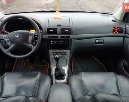 Серый Тойота Авенсис, объемом двигателя 2.2 л и пробегом 285 тыс. км за 5350 $, фото 32 на Automoto.ua