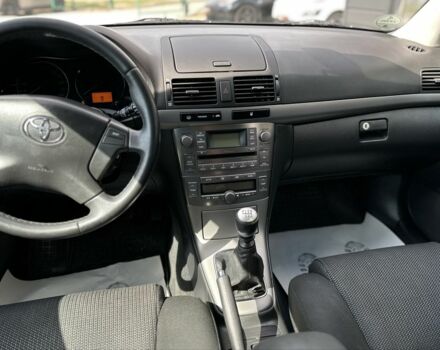 Сірий Тойота Авенсіс, об'ємом двигуна 2.2 л та пробігом 195 тис. км за 7700 $, фото 19 на Automoto.ua