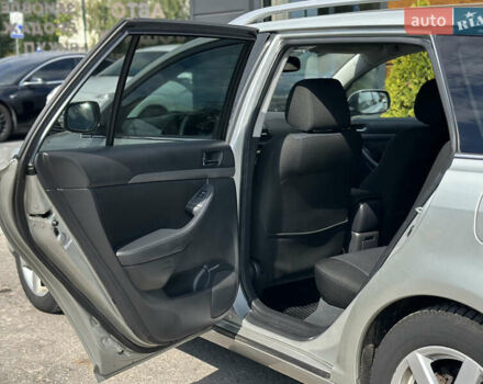 Сірий Тойота Авенсіс, об'ємом двигуна 2.23 л та пробігом 195 тис. км за 7999 $, фото 50 на Automoto.ua
