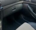 Серый Тойота Авенсис, объемом двигателя 2 л и пробегом 420 тыс. км за 6100 $, фото 9 на Automoto.ua