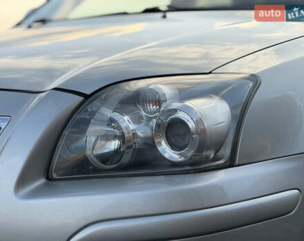 Серый Тойота Авенсис, объемом двигателя 1.79 л и пробегом 224 тыс. км за 8199 $, фото 94 на Automoto.ua