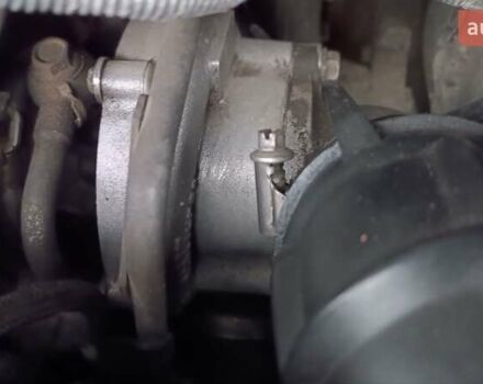 Серый Тойота Авенсис, объемом двигателя 2.2 л и пробегом 285 тыс. км за 5350 $, фото 41 на Automoto.ua