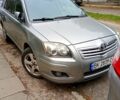 Сірий Тойота Авенсіс, об'ємом двигуна 2 л та пробігом 281 тис. км за 7300 $, фото 1 на Automoto.ua
