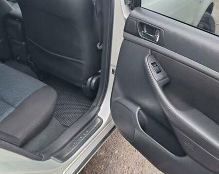 Сірий Тойота Авенсіс, об'ємом двигуна 2.2 л та пробігом 270 тис. км за 6499 $, фото 18 на Automoto.ua