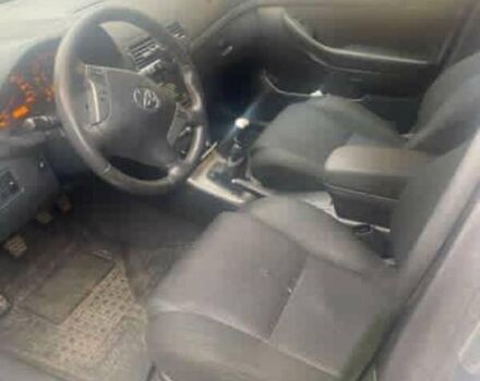 Серый Тойота Авенсис, объемом двигателя 2.2 л и пробегом 244 тыс. км за 7489 $, фото 3 на Automoto.ua