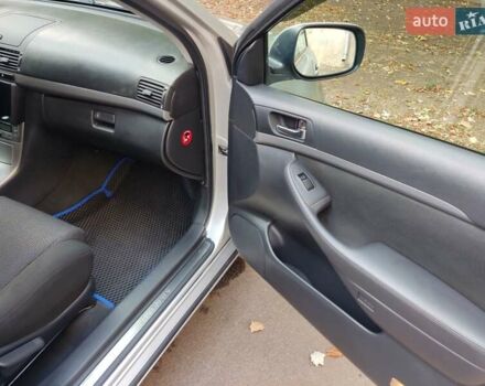 Серый Тойота Авенсис, объемом двигателя 2.01 л и пробегом 310 тыс. км за 7800 $, фото 8 на Automoto.ua