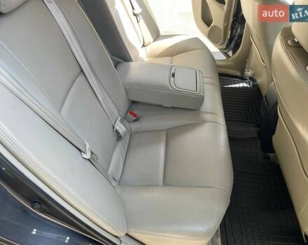 Серый Тойота Авенсис, объемом двигателя 2.23 л и пробегом 295 тыс. км за 8195 $, фото 3 на Automoto.ua