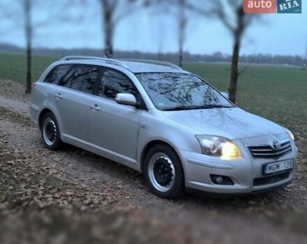 Серый Тойота Авенсис, объемом двигателя 2.2 л и пробегом 198 тыс. км за 2696 $, фото 1 на Automoto.ua