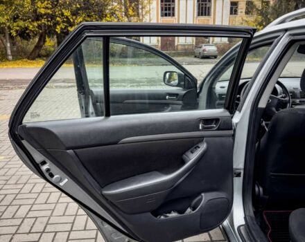 Серый Тойота Авенсис, объемом двигателя 2 л и пробегом 340 тыс. км за 3200 $, фото 12 на Automoto.ua