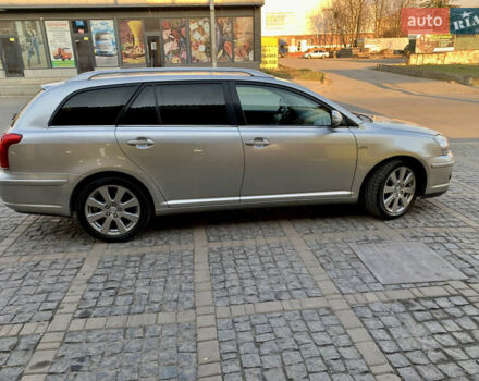 Серый Тойота Авенсис, объемом двигателя 2.2 л и пробегом 245 тыс. км за 5999 $, фото 2 на Automoto.ua