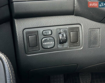 Сірий Тойота Авенсіс, об'ємом двигуна 2 л та пробігом 290 тис. км за 6500 $, фото 31 на Automoto.ua