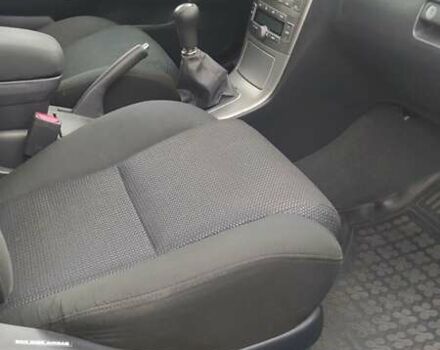 Сірий Тойота Авенсіс, об'ємом двигуна 1.8 л та пробігом 204 тис. км за 7900 $, фото 11 на Automoto.ua