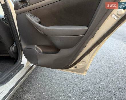 Серый Тойота Авенсис, объемом двигателя 1.79 л и пробегом 224 тыс. км за 8199 $, фото 68 на Automoto.ua