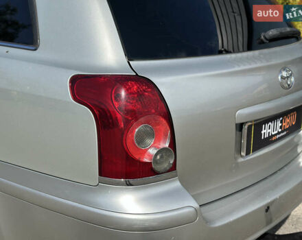 Сірий Тойота Авенсіс, об'ємом двигуна 2.23 л та пробігом 195 тис. км за 7999 $, фото 15 на Automoto.ua