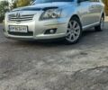 Сірий Тойота Авенсіс, об'ємом двигуна 2 л та пробігом 200 тис. км за 8200 $, фото 1 на Automoto.ua