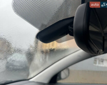 Серый Тойота Авенсис, объемом двигателя 2 л и пробегом 206 тыс. км за 7500 $, фото 27 на Automoto.ua