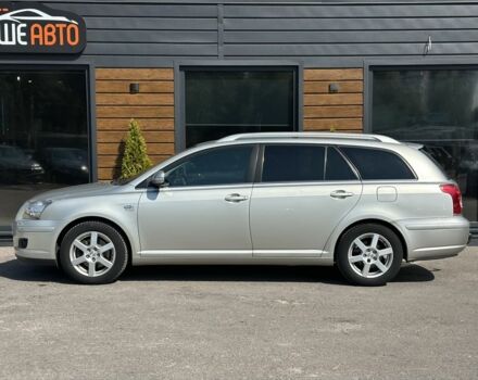 Сірий Тойота Авенсіс, об'ємом двигуна 2.2 л та пробігом 195 тис. км за 7700 $, фото 4 на Automoto.ua