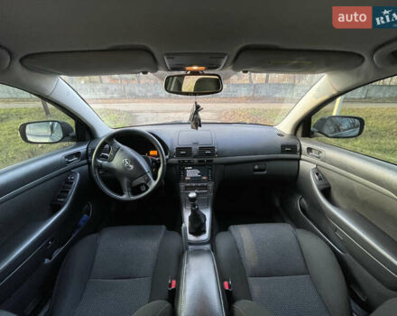 Серый Тойота Авенсис, объемом двигателя 2.2 л и пробегом 293 тыс. км за 7399 $, фото 26 на Automoto.ua