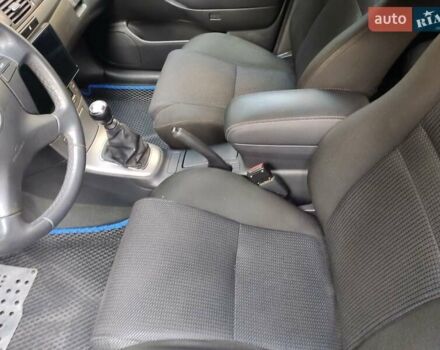 Серый Тойота Авенсис, объемом двигателя 2.01 л и пробегом 310 тыс. км за 7800 $, фото 3 на Automoto.ua