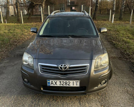 Серый Тойота Авенсис, объемом двигателя 2.2 л и пробегом 293 тыс. км за 7399 $, фото 2 на Automoto.ua