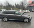 Серый Тойота Авенсис, объемом двигателя 2 л и пробегом 206 тыс. км за 7500 $, фото 4 на Automoto.ua