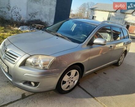 Серый Тойота Авенсис, объемом двигателя 2 л и пробегом 249 тыс. км за 7200 $, фото 7 на Automoto.ua