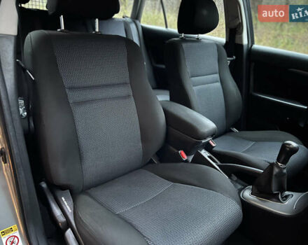 Серый Тойота Авенсис, объемом двигателя 1.8 л и пробегом 203 тыс. км за 7300 $, фото 26 на Automoto.ua