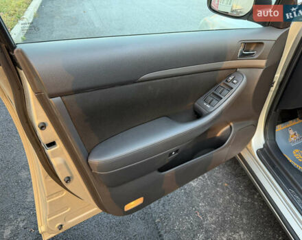 Серый Тойота Авенсис, объемом двигателя 1.79 л и пробегом 224 тыс. км за 8199 $, фото 43 на Automoto.ua