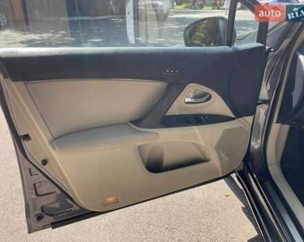 Серый Тойота Авенсис, объемом двигателя 2.23 л и пробегом 295 тыс. км за 8195 $, фото 24 на Automoto.ua