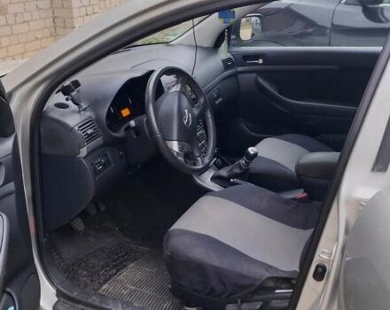 Серый Тойота Авенсис, объемом двигателя 2.2 л и пробегом 198 тыс. км за 2696 $, фото 20 на Automoto.ua