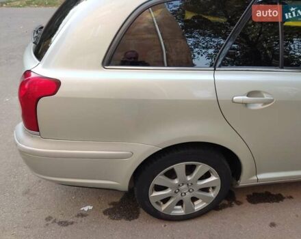 Серый Тойота Авенсис, объемом двигателя 2.01 л и пробегом 310 тыс. км за 7800 $, фото 11 на Automoto.ua