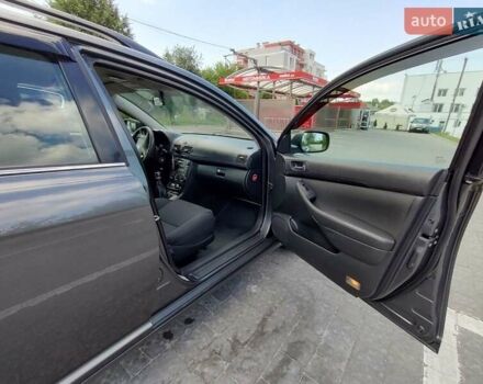 Сірий Тойота Авенсіс, об'ємом двигуна 2 л та пробігом 251 тис. км за 6350 $, фото 9 на Automoto.ua