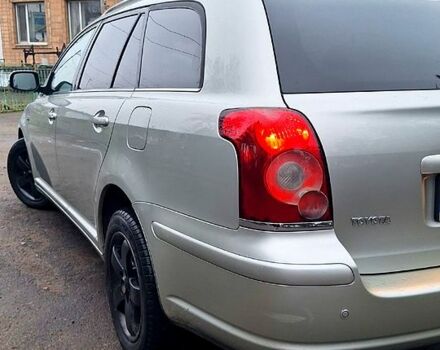 Серый Тойота Авенсис, объемом двигателя 2.2 л и пробегом 270 тыс. км за 6499 $, фото 3 на Automoto.ua