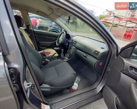 Сірий Тойота Авенсіс, об'ємом двигуна 2 л та пробігом 251 тис. км за 6350 $, фото 11 на Automoto.ua