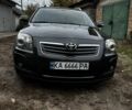 Серый Тойота Авенсис, объемом двигателя 2 л и пробегом 375 тыс. км за 4500 $, фото 1 на Automoto.ua