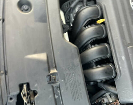 Серый Тойота Авенсис, объемом двигателя 1.8 л и пробегом 232 тыс. км за 7350 $, фото 38 на Automoto.ua