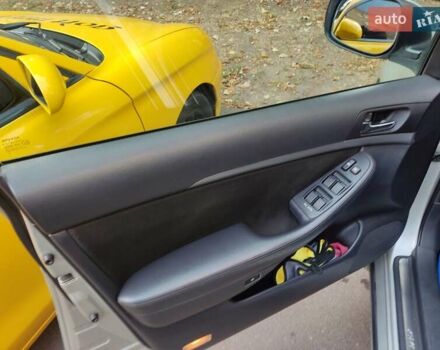Серый Тойота Авенсис, объемом двигателя 2.01 л и пробегом 310 тыс. км за 7800 $, фото 19 на Automoto.ua