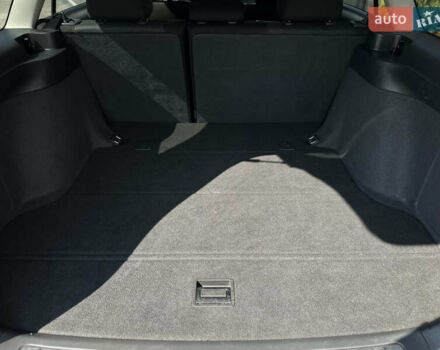 Сірий Тойота Авенсіс, об'ємом двигуна 2.23 л та пробігом 195 тис. км за 7999 $, фото 19 на Automoto.ua