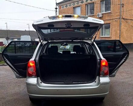 Серый Тойота Авенсис, объемом двигателя 2.2 л и пробегом 270 тыс. км за 6499 $, фото 11 на Automoto.ua