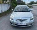Серый Тойота Авенсис, объемом двигателя 2 л и пробегом 300 тыс. км за 6700 $, фото 1 на Automoto.ua