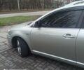Серый Тойота Авенсис, объемом двигателя 2.2 л и пробегом 290 тыс. км за 6800 $, фото 1 на Automoto.ua