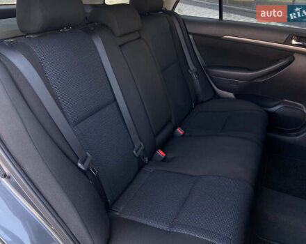 Серый Тойота Авенсис, объемом двигателя 2.2 л и пробегом 256 тыс. км за 6650 $, фото 26 на Automoto.ua