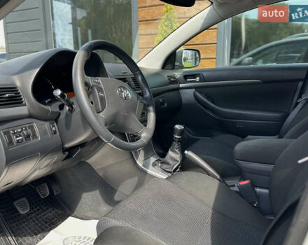 Сірий Тойота Авенсіс, об'ємом двигуна 2.23 л та пробігом 195 тис. км за 7999 $, фото 33 на Automoto.ua
